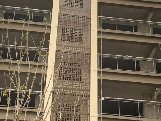 四川隆昌隆城錦（jǐn）翠（cuì）·錦（jǐn）苑護欄百葉窗空（kōng）調架項目（mù）