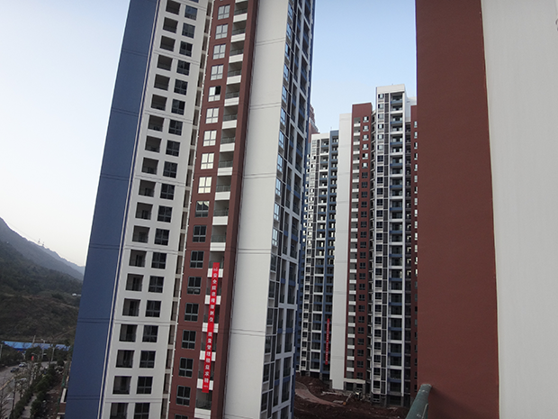 高層家用（yòng）住宅陽台護欄圖片（piàn）案例欣賞
