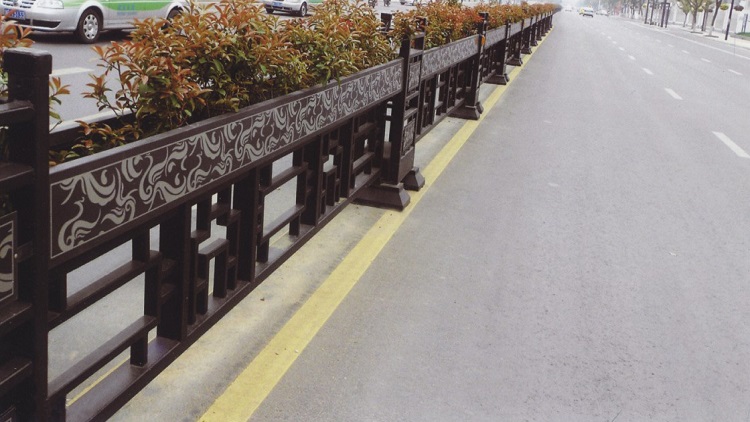 特色道路護（hù）欄，打造美（měi）風景線