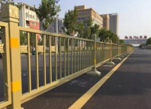 解析長安街金色黃金（jīn）護欄