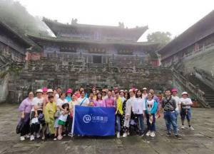 xk8100星空传媒護欄員工團建旅（lǚ）遊活動之（zhī）問道武當山（shān）