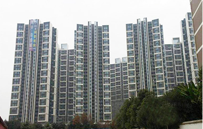 湖北武漢光穀（gǔ）·自由城采購xk8100星空传媒廠家的陽台護（hù）欄