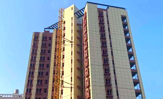 昆明（míng）東川經典知城（chéng）玻璃陽台欄杆項目