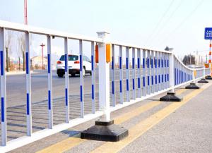 鋅（xīn）鋼市（shì）政道路護欄（lán）價錢怎麽計算的