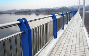 暑假孩子（zǐ）们的保护神—河道护栏