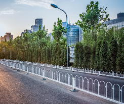 京式（shì）道路交通護欄（lán）的材料規格尺寸常用多少